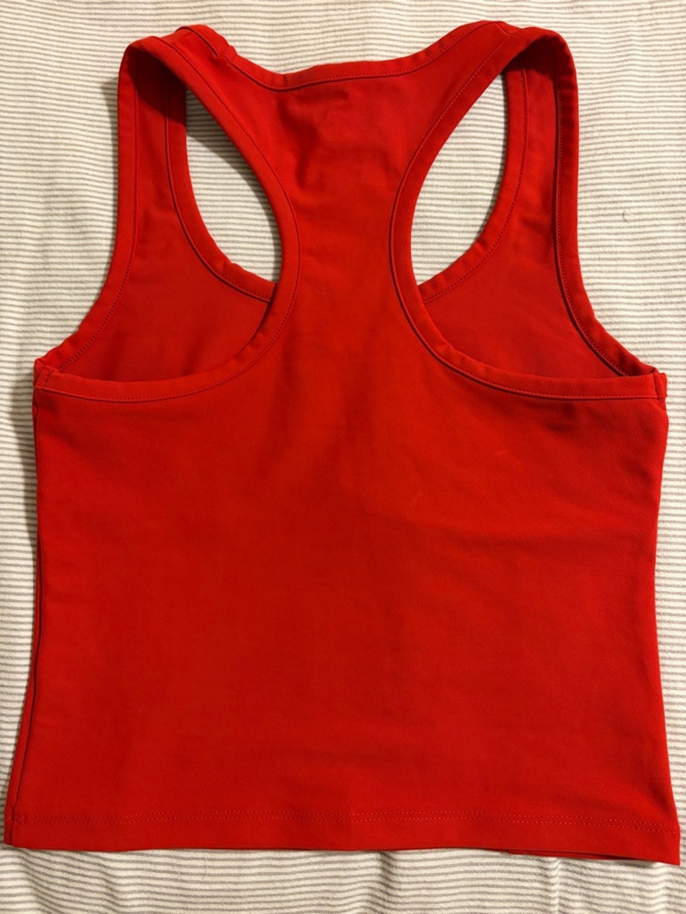 Old Navy PowerSoft Racerback Cropped Shell Tank - Red - XS - Picture 3 of 3